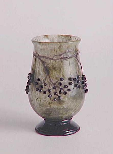 Vase à décor de baies stylisées_0
