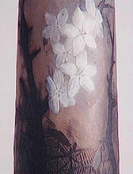 Vase à décor de toiles d'araignée et d'aubépines_3
