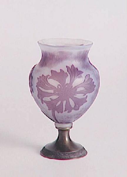 Vase à décor de centaurées (Centeurea sp.)_0