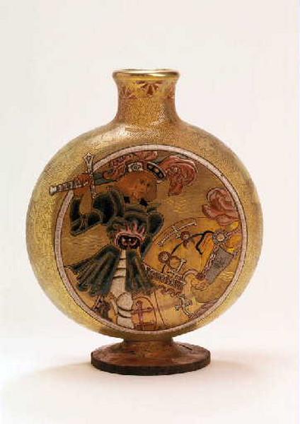 Vase René II, duc de Lorraine ; Vase René II et la porte de la Craffe_0
