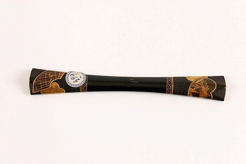 Barrette ornée d'éventails_0