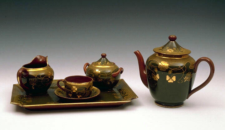Cabaret (ensemble), plateau (élément), cafetière (élément), couvercle, sucrier (élément), tasse (élément, 6), soucoupe (élément, 6)_0