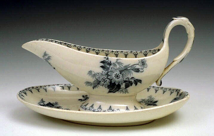 Saucière (élément d'ensemble), service de table (ensemble)_0