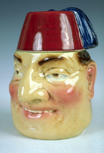 Pot à tabac (anthropomorphe, forme n° 3264)_0
