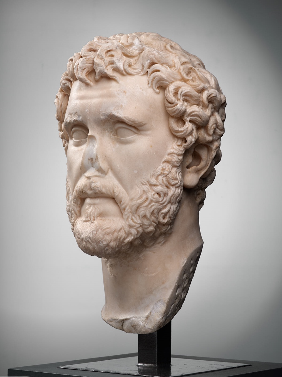Tête d'Antonin le Pieux_1