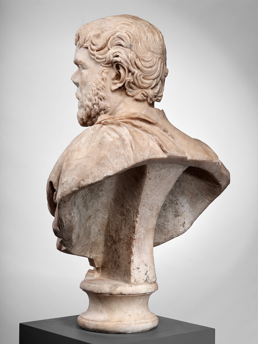Buste d'homme cuirassé_3