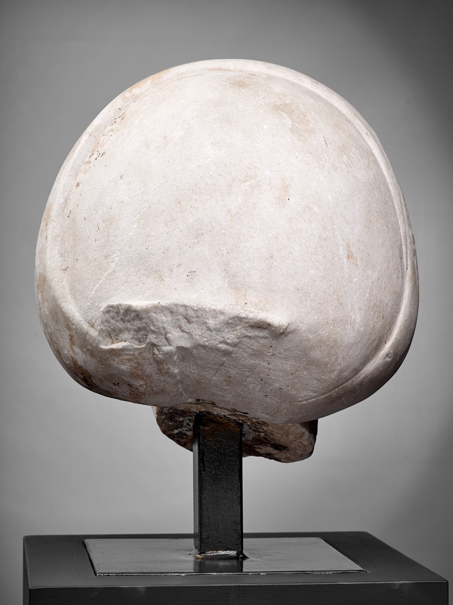 Tête féminine d'époque théodosienne ; Portrait d'époque théodosienne_4