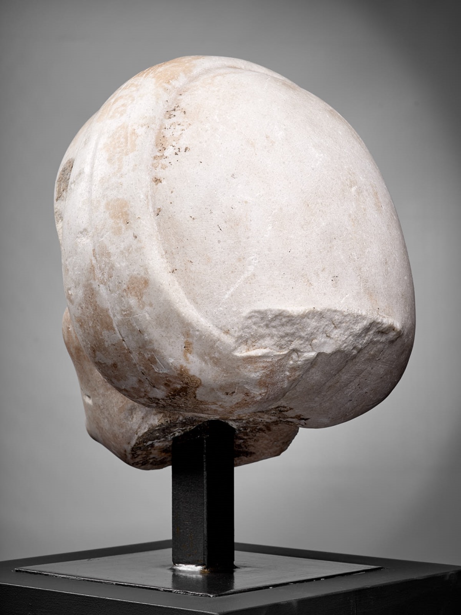 Tête féminine d'époque théodosienne ; Portrait d'époque théodosienne_3