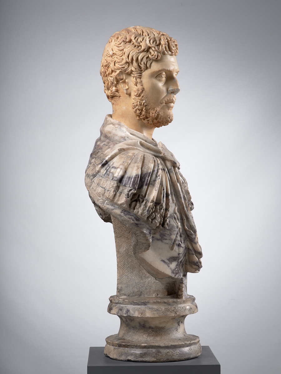 Buste militaire complété d'une tête_6