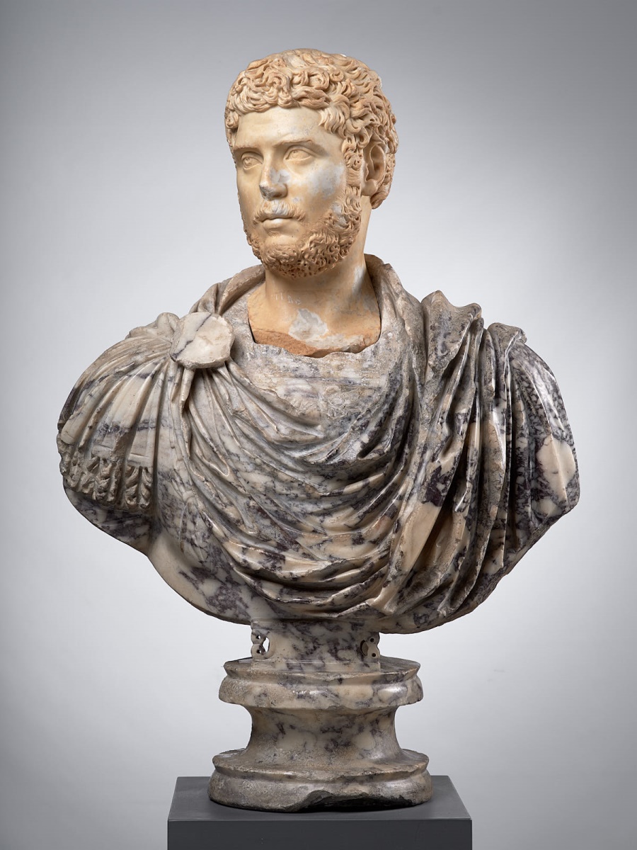 Buste militaire complété d'une tête_0