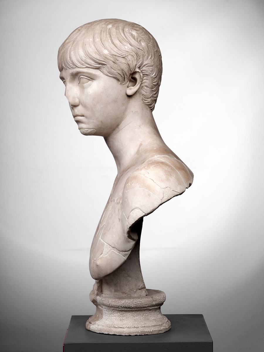 Buste de jeune homme_2