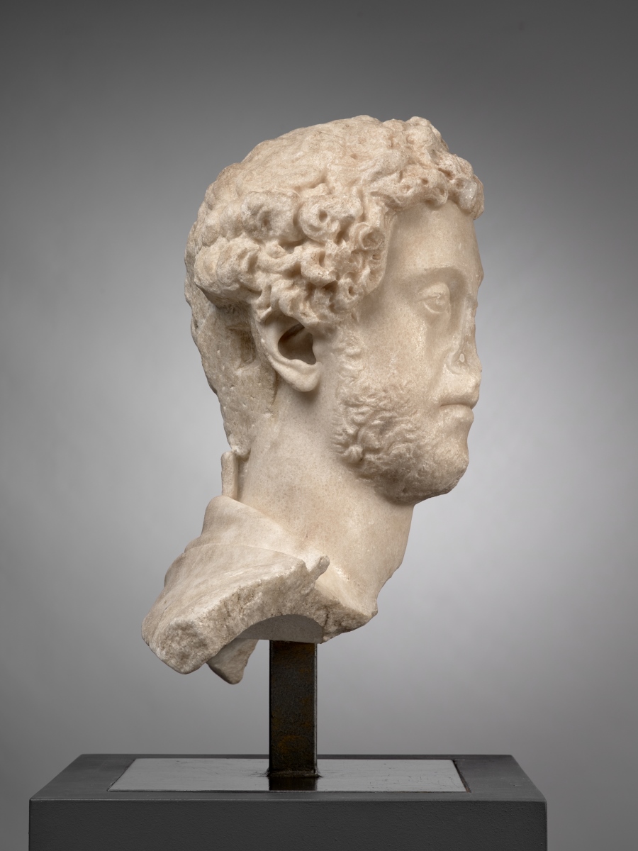 Buste cuirassé fragmentaire de Commode ; Portrait de Commode_6