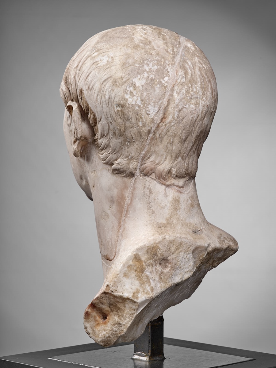 Buste fragmentaire de Trajan_7