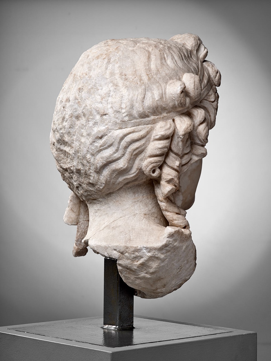 Tête de divinité (Isis ?)_5