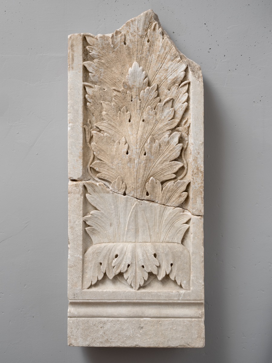 Fragment d'un pilastre ou d'un jambage de porte_0