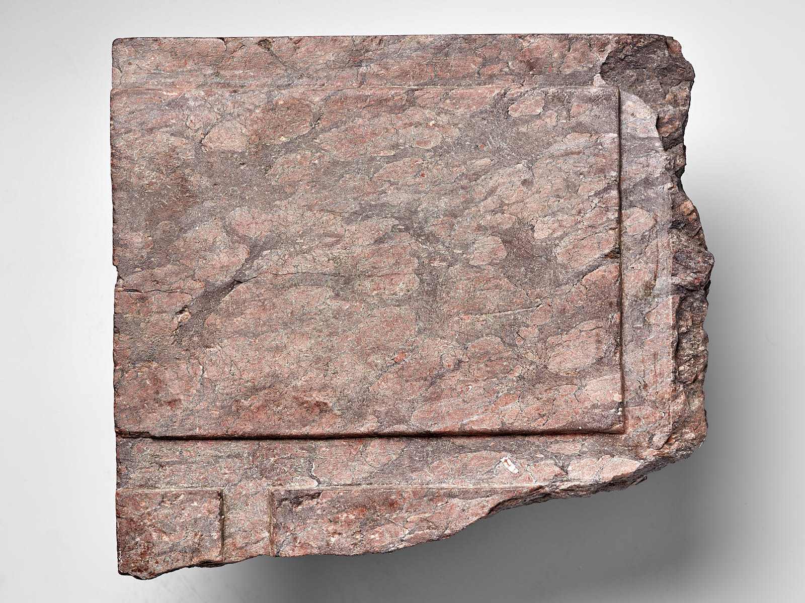 Fragment de plaque de marbre_0