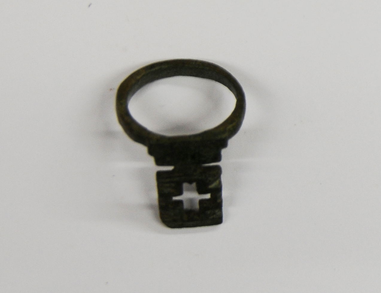 Clé en forme de bague_0