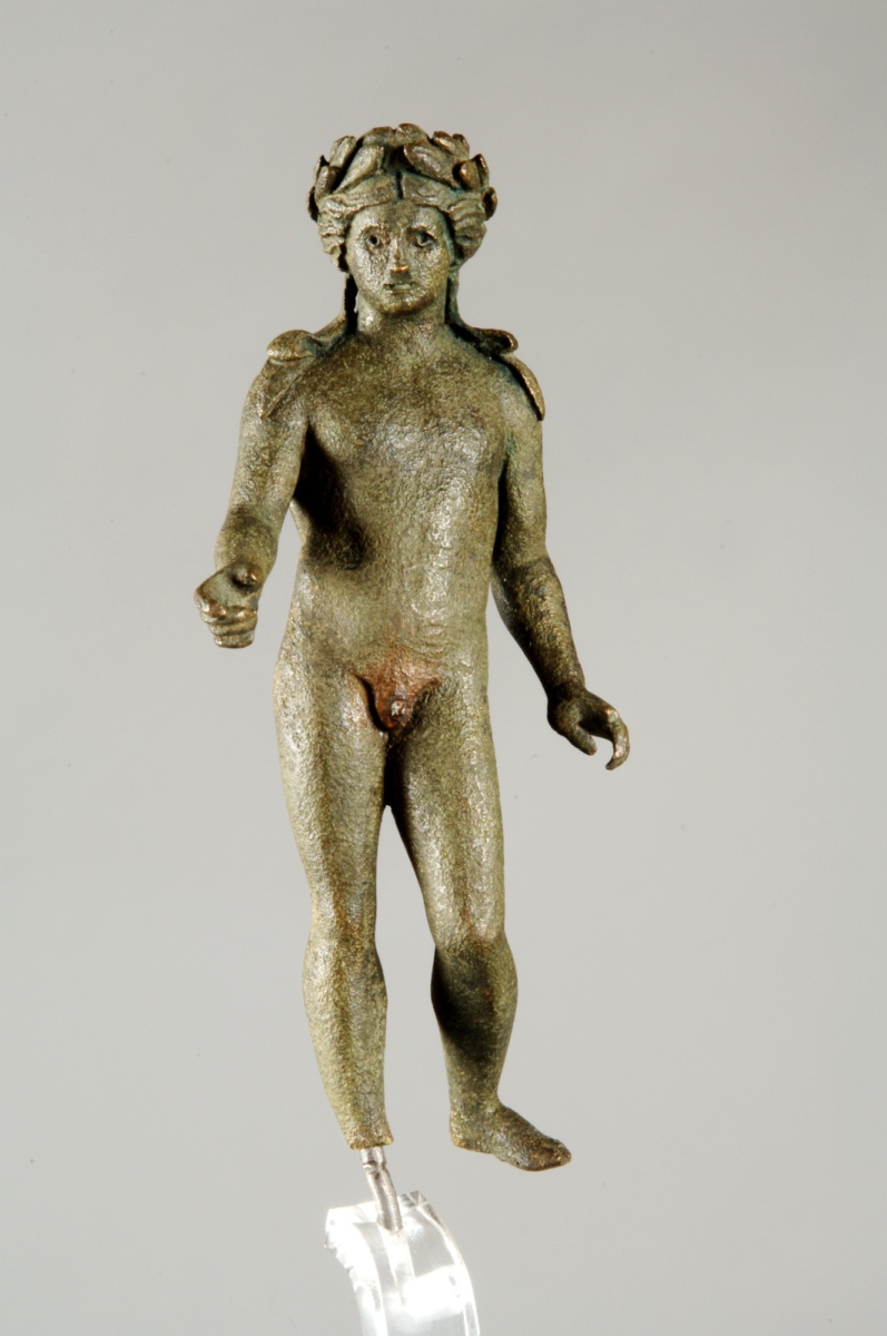 Apollon couronné de laurier_0