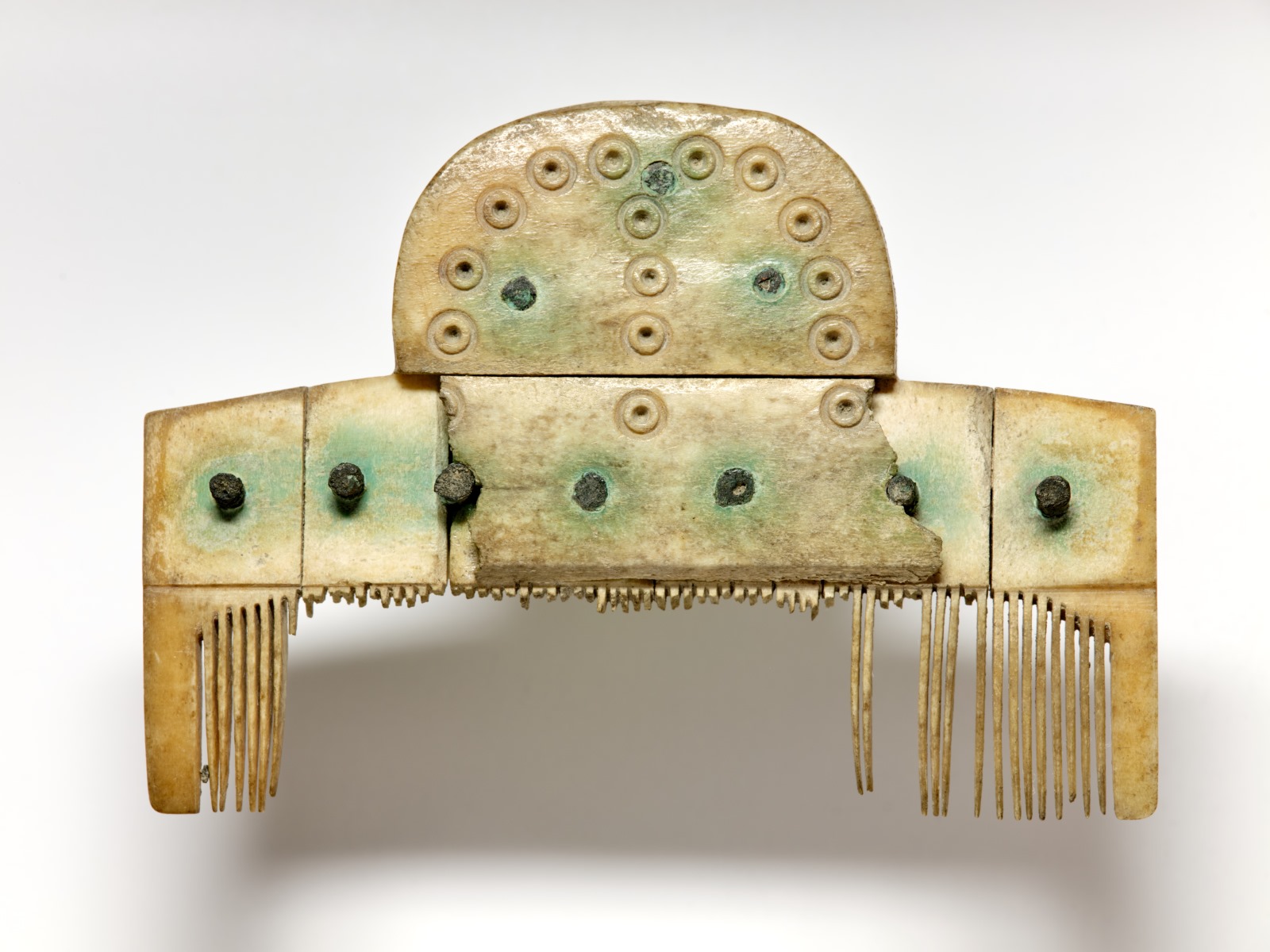 Peigne (type Thomas III)_0