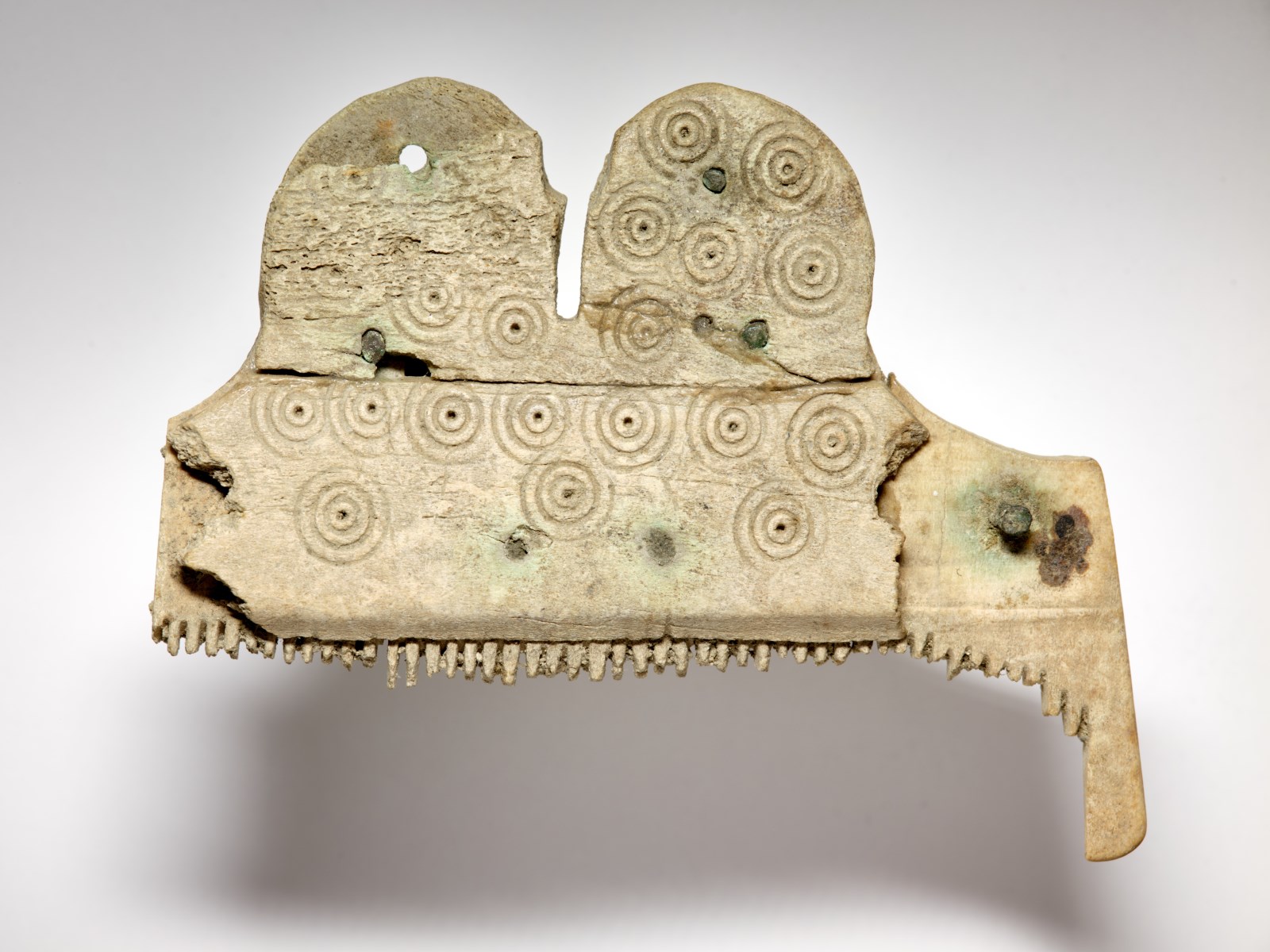 Peigne (type Thomas III)_0