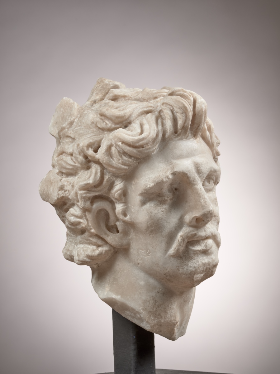 Tête de Barbare galate_1