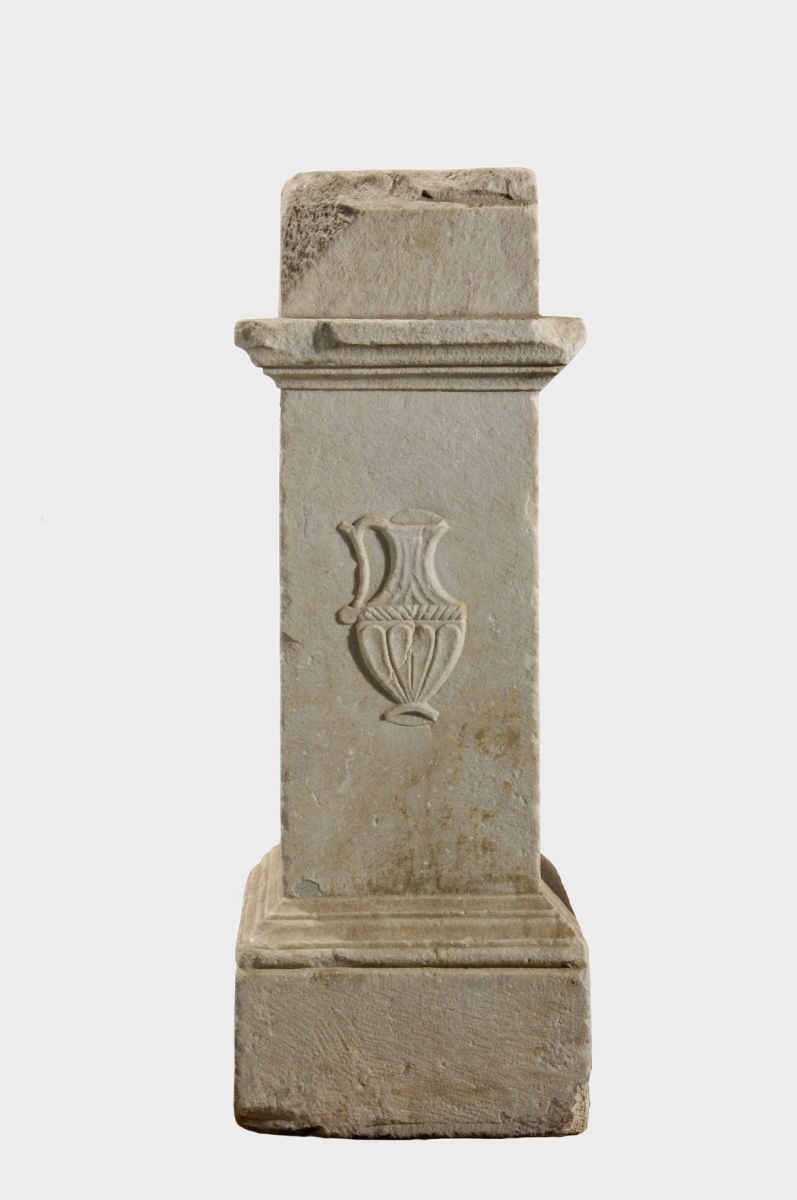 Autel votif dédié à Jupiter Très Bon Très Grand par Fortunatus_1