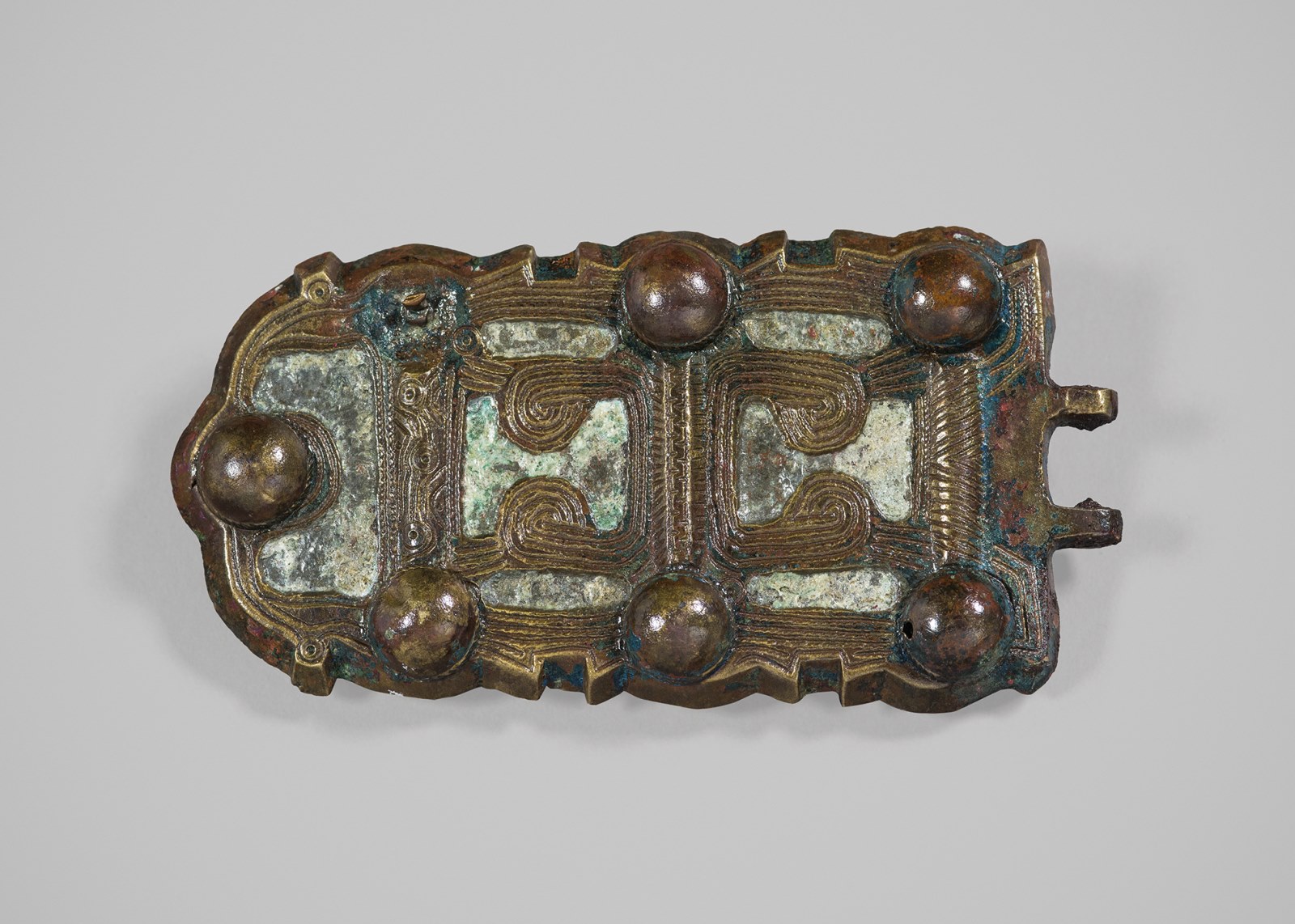 Plaque de ceinture rectangulaire à sept bossettes_0