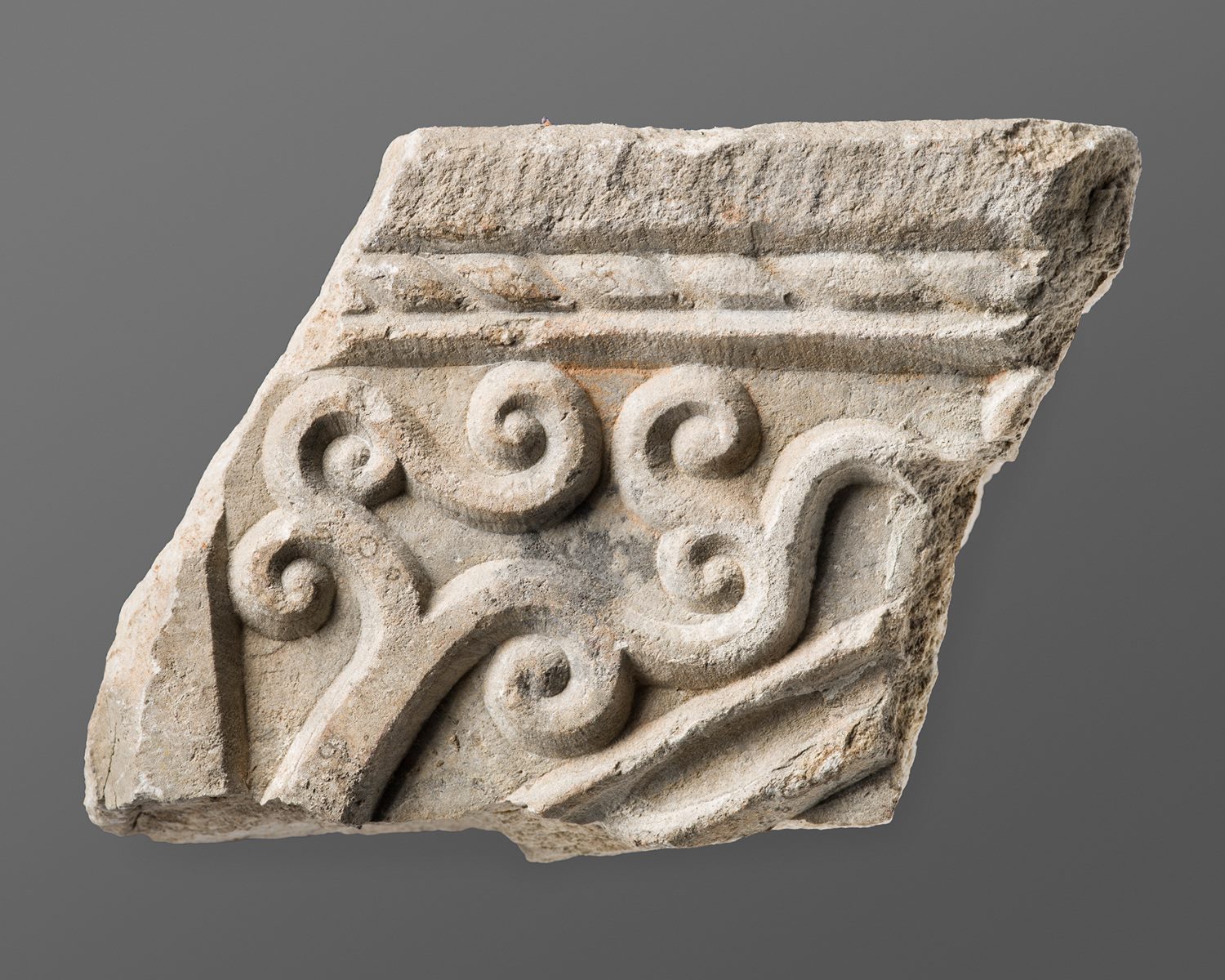 Fragment de cuve de sarcophage_0