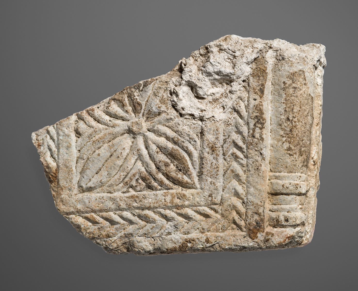 Fragment de cuve de sarcophage_0