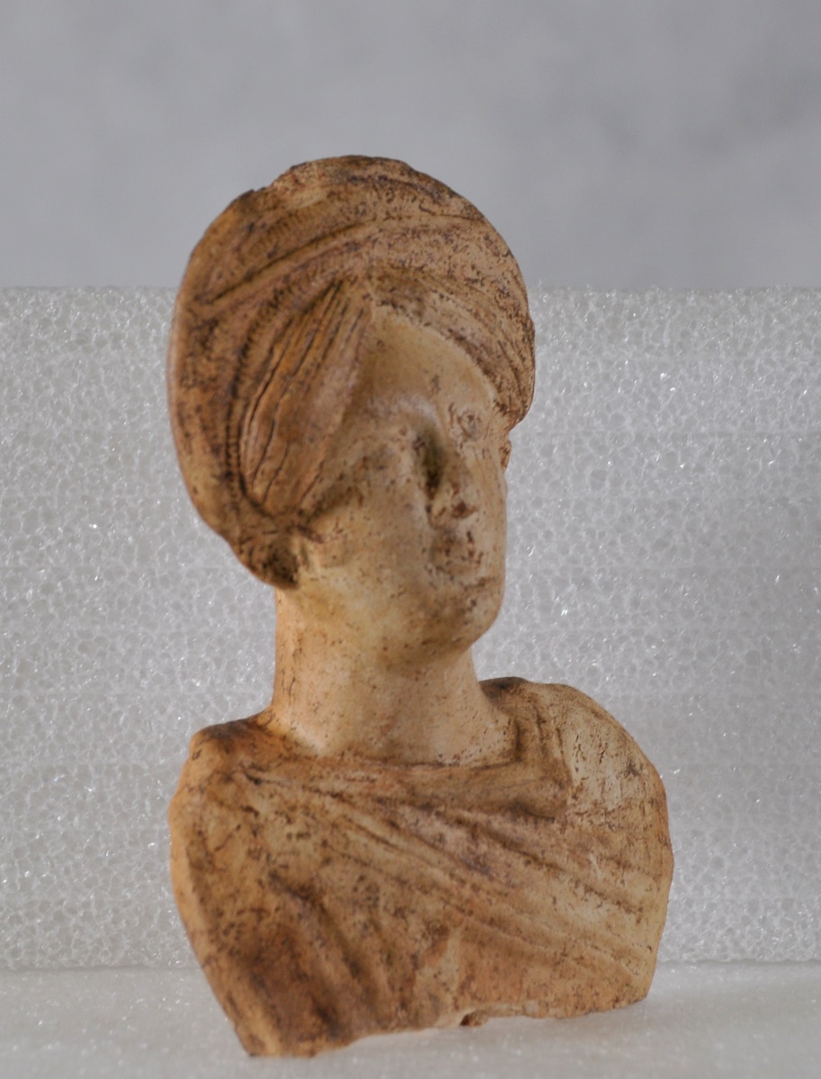 Buste de femme ; Buste d'une impératrice_3