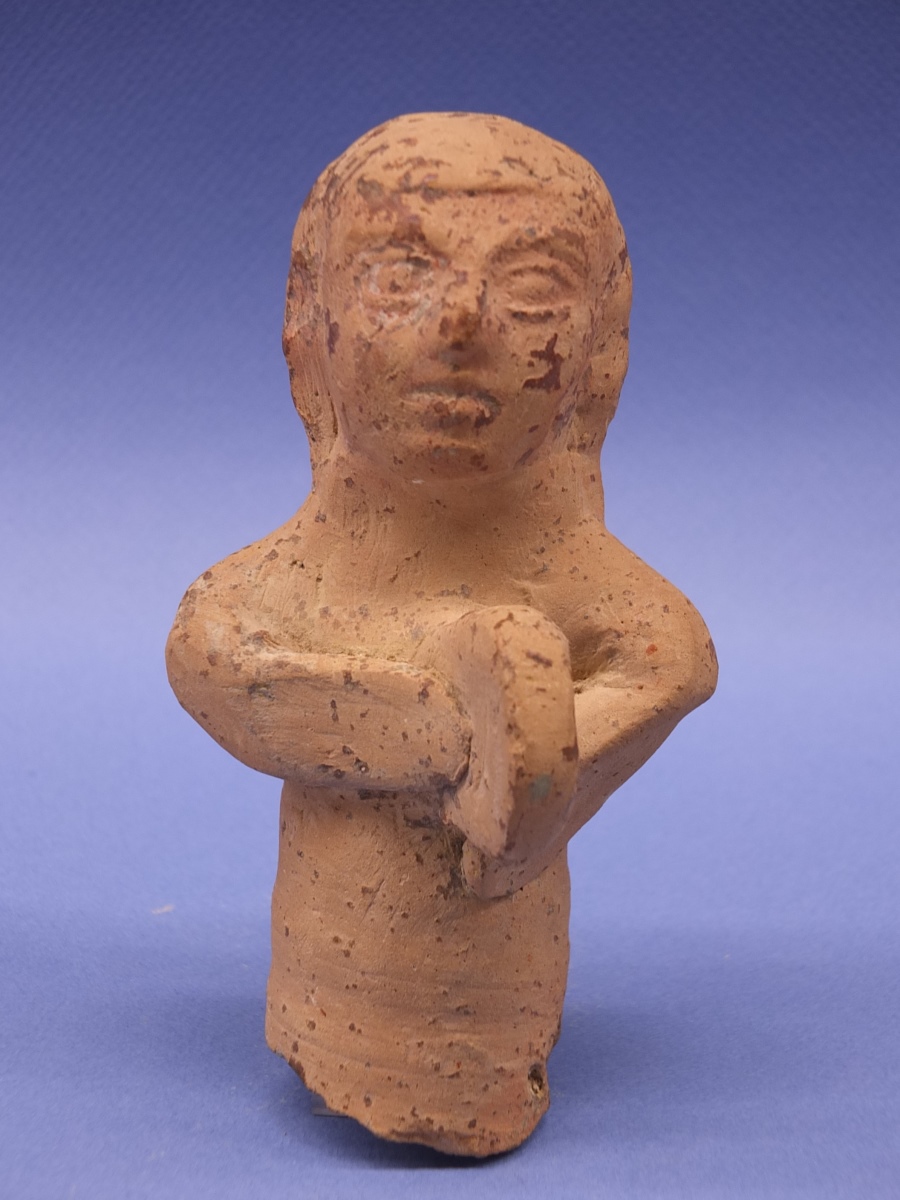 Musicienne au tambourin_0