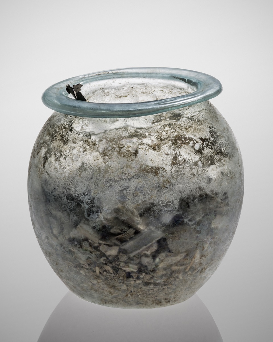 Urne sans anse, à panse sphérique_0