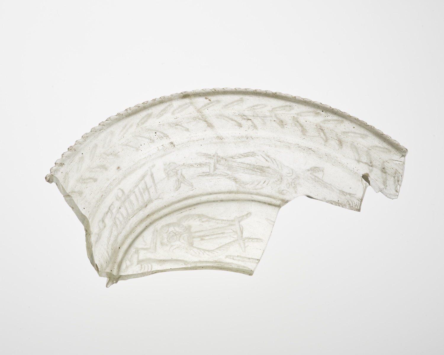 Coupe en verre gravé_0