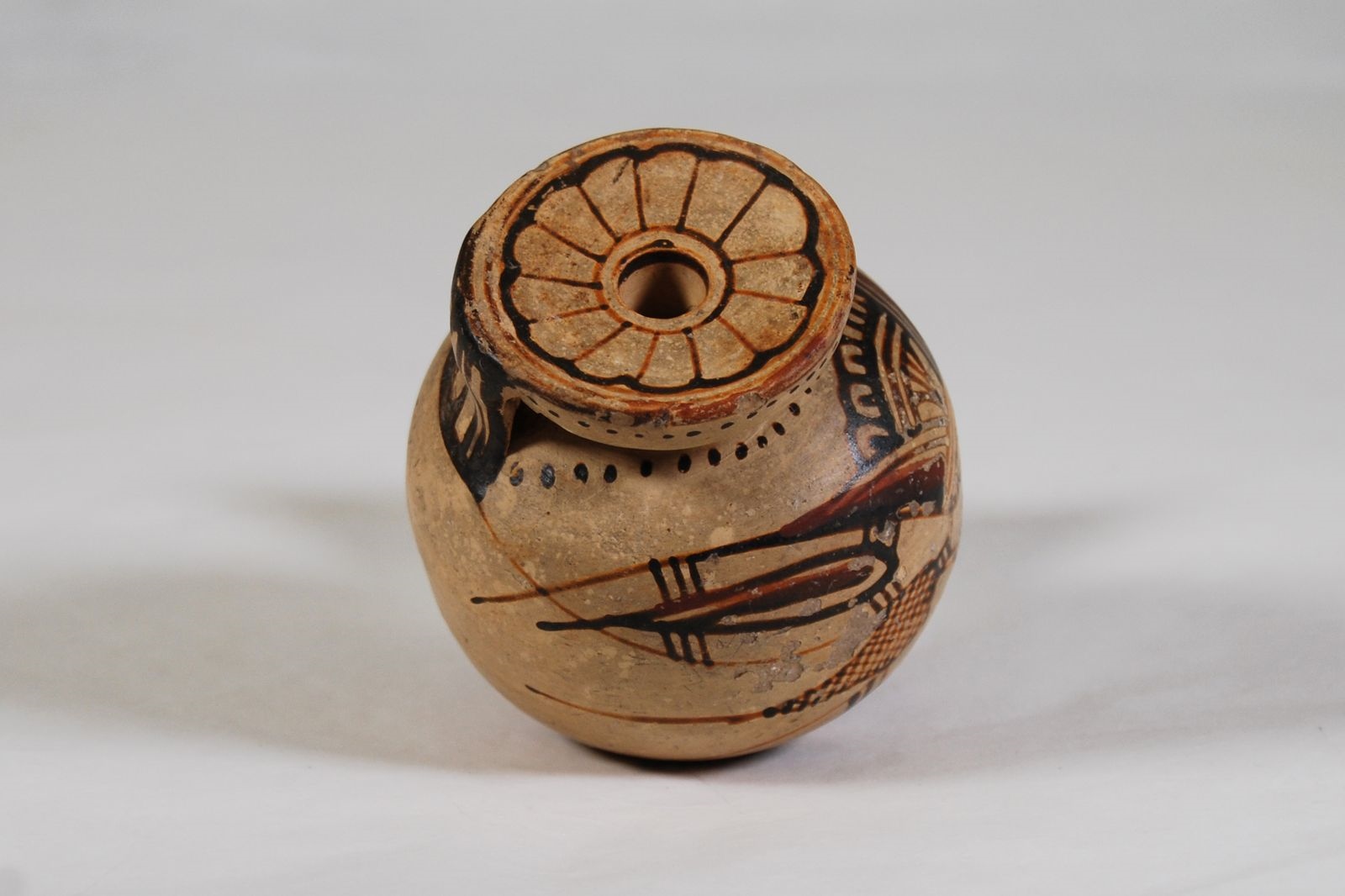 Aryballe globulaire ; Aryballe ovoïde_5