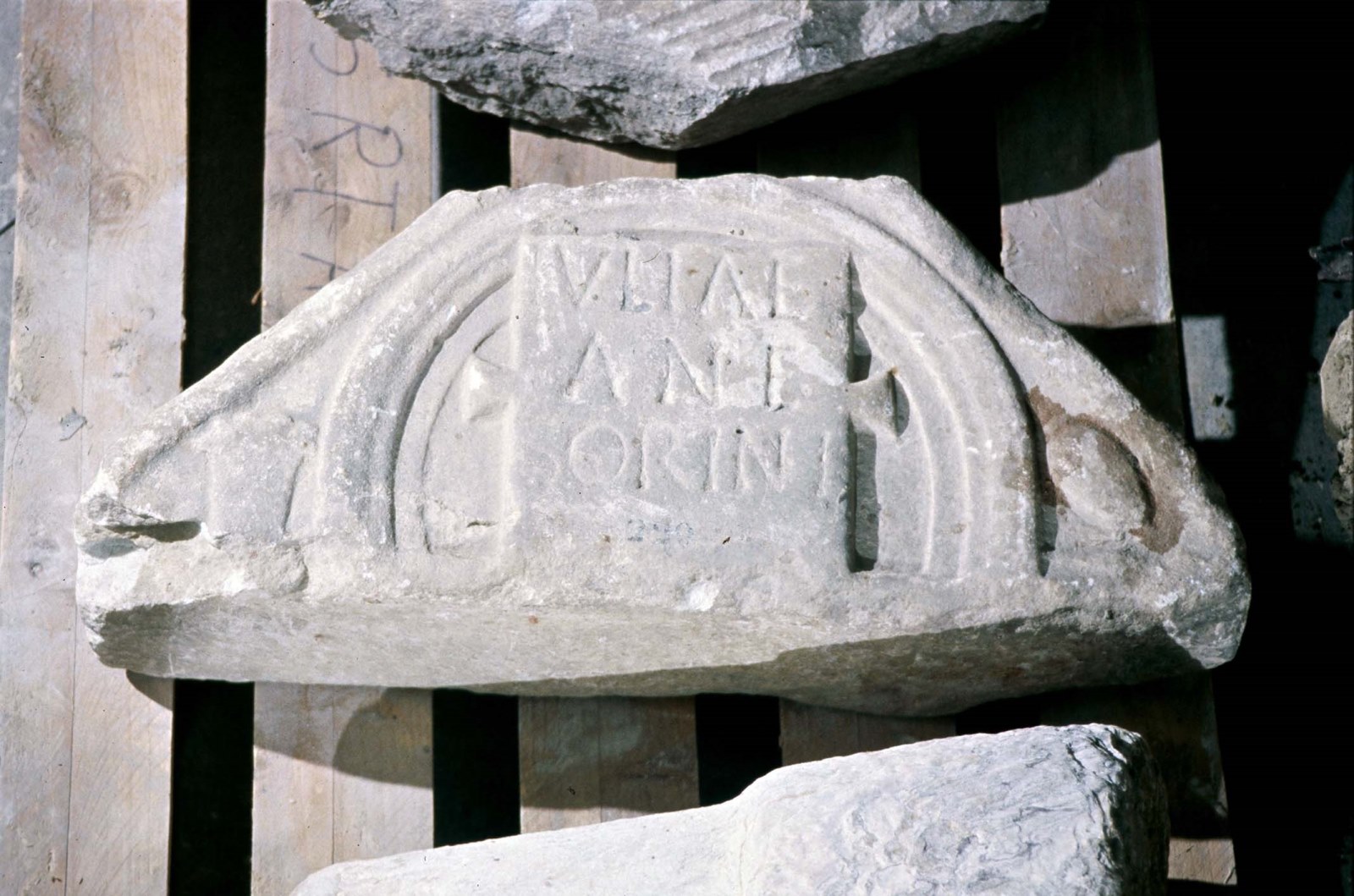 Façade de couvercle de coffre_0