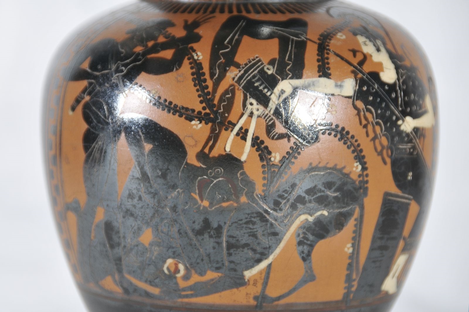 Oenochoé de type 5 ; Oenochoé de forme 1_6