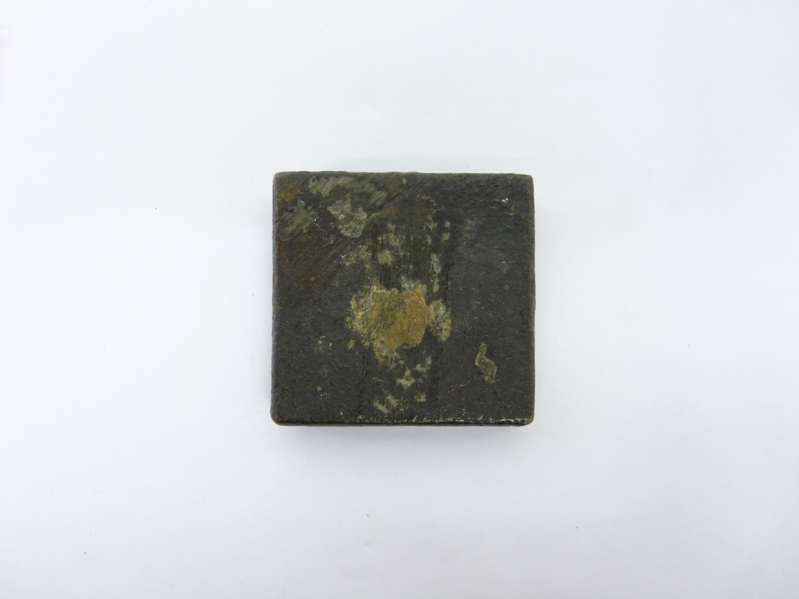 Poids quadrangulaire (6 unicae ?)_1