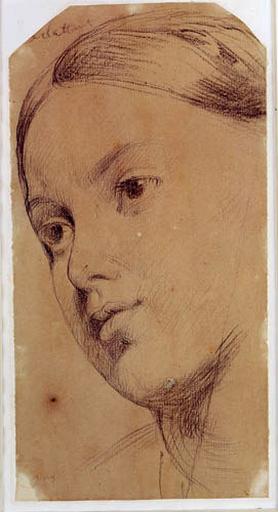 Spectatrice derrière le licteur de face (Son visage)_0