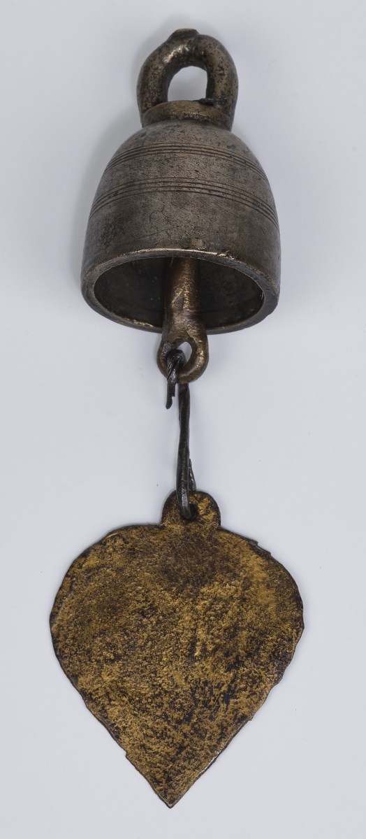 Cloche éolienne (Titre) ; Cloche à vent (Titre) ; Cloche de carillon (Ancien titre)_0