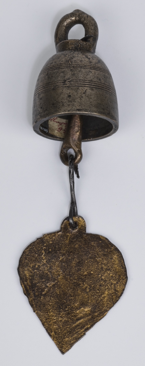 Cloche éolienne (Titre) ; Cloche à vent (Titre) ; Cloche de carillon (Ancien titre)_1