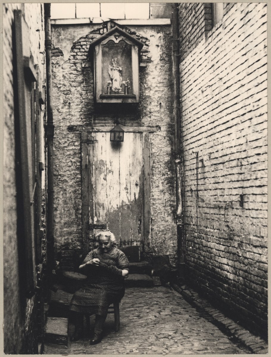 Niche murale de la cour des Trépassés, Rue des Poissonceaux (Titre d'origine), Marcel Verley, 2e quart 20e siècle, 3e quart 20e siècle