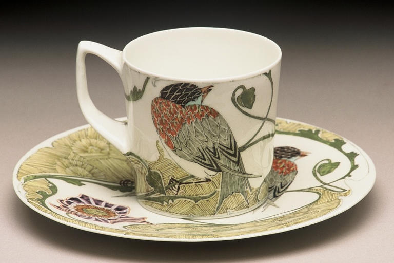 Tasse, soucoupe_0