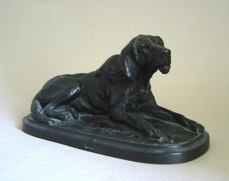 Chien couché_0