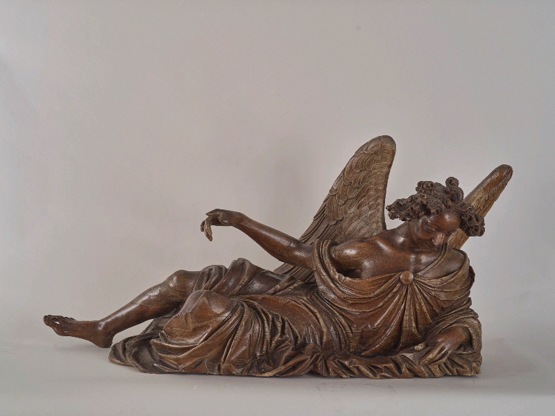 Figure de poupe masculine