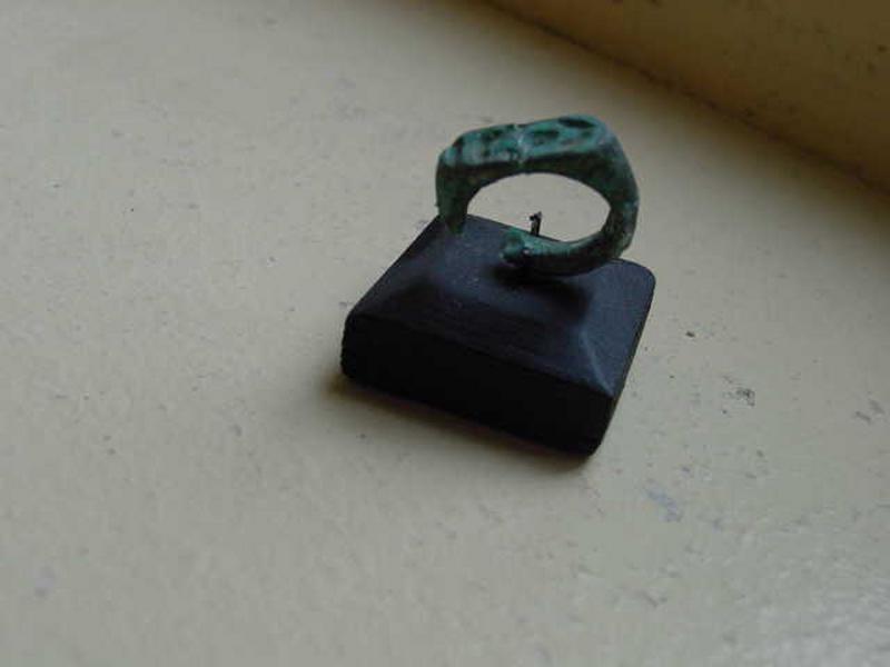 Bague de Hapy-neb.i_0