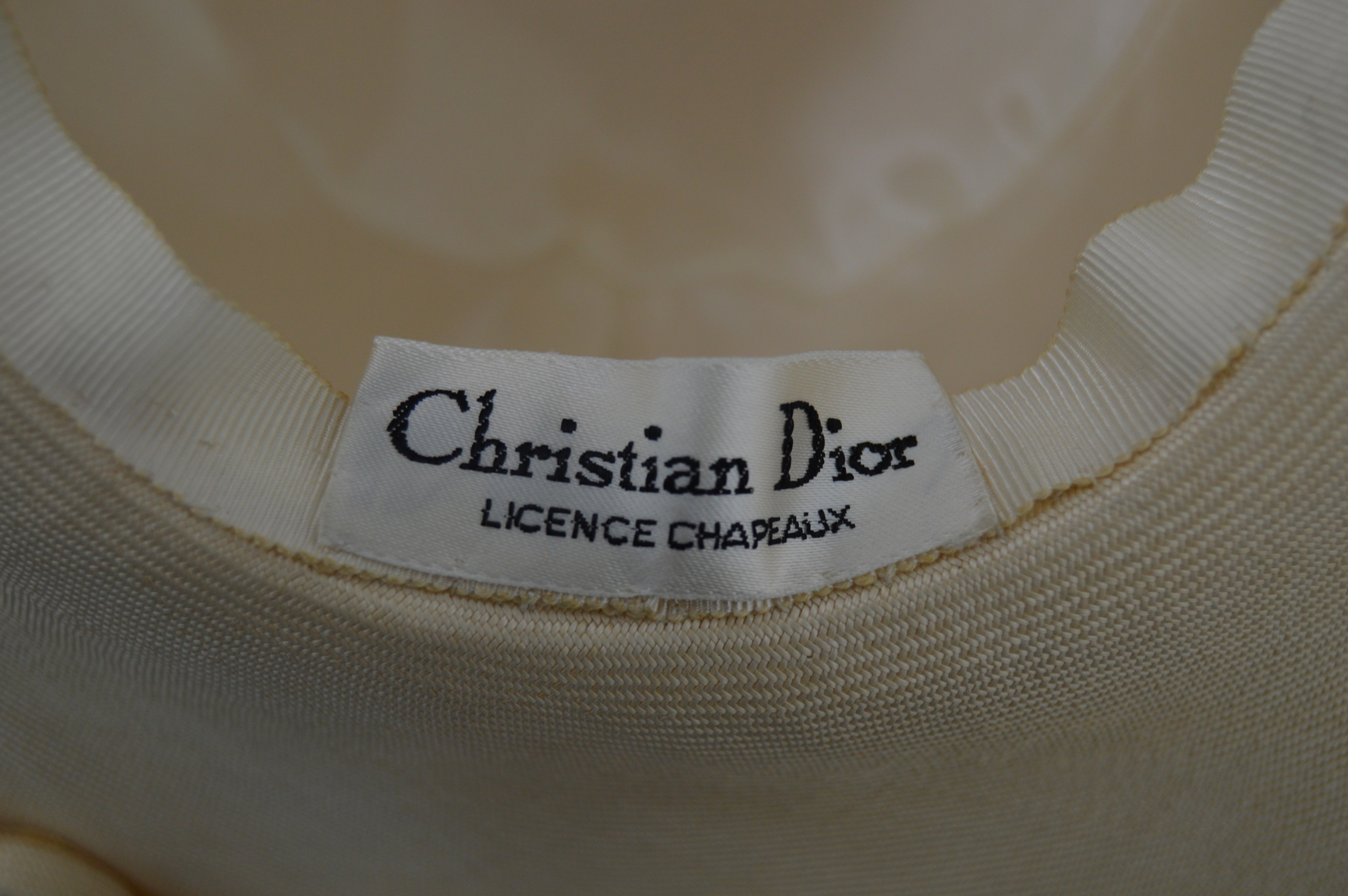 Chapeau, capeline_3