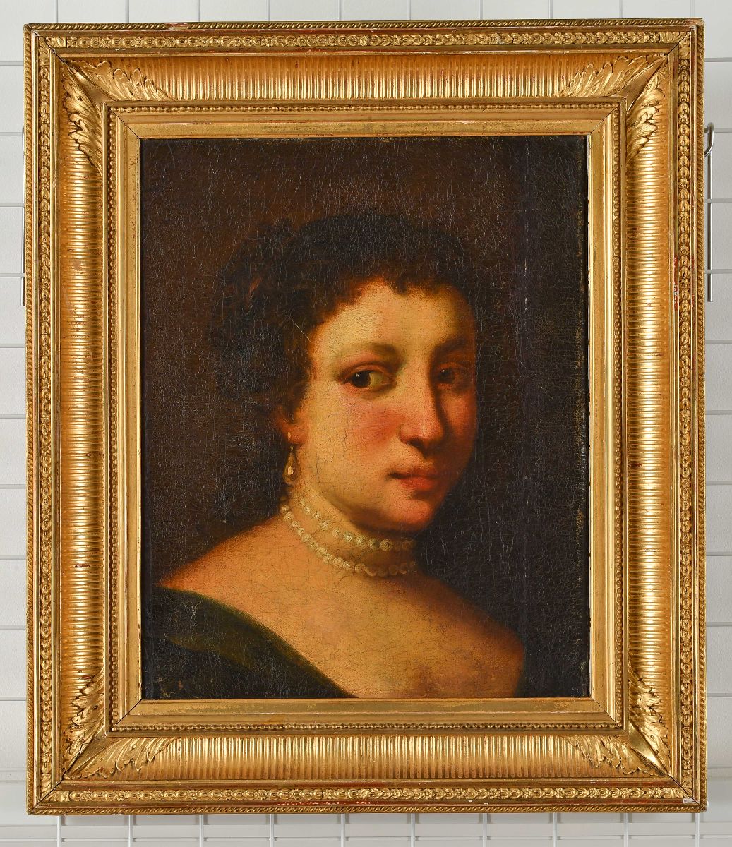 Femme au collier de perles_0
