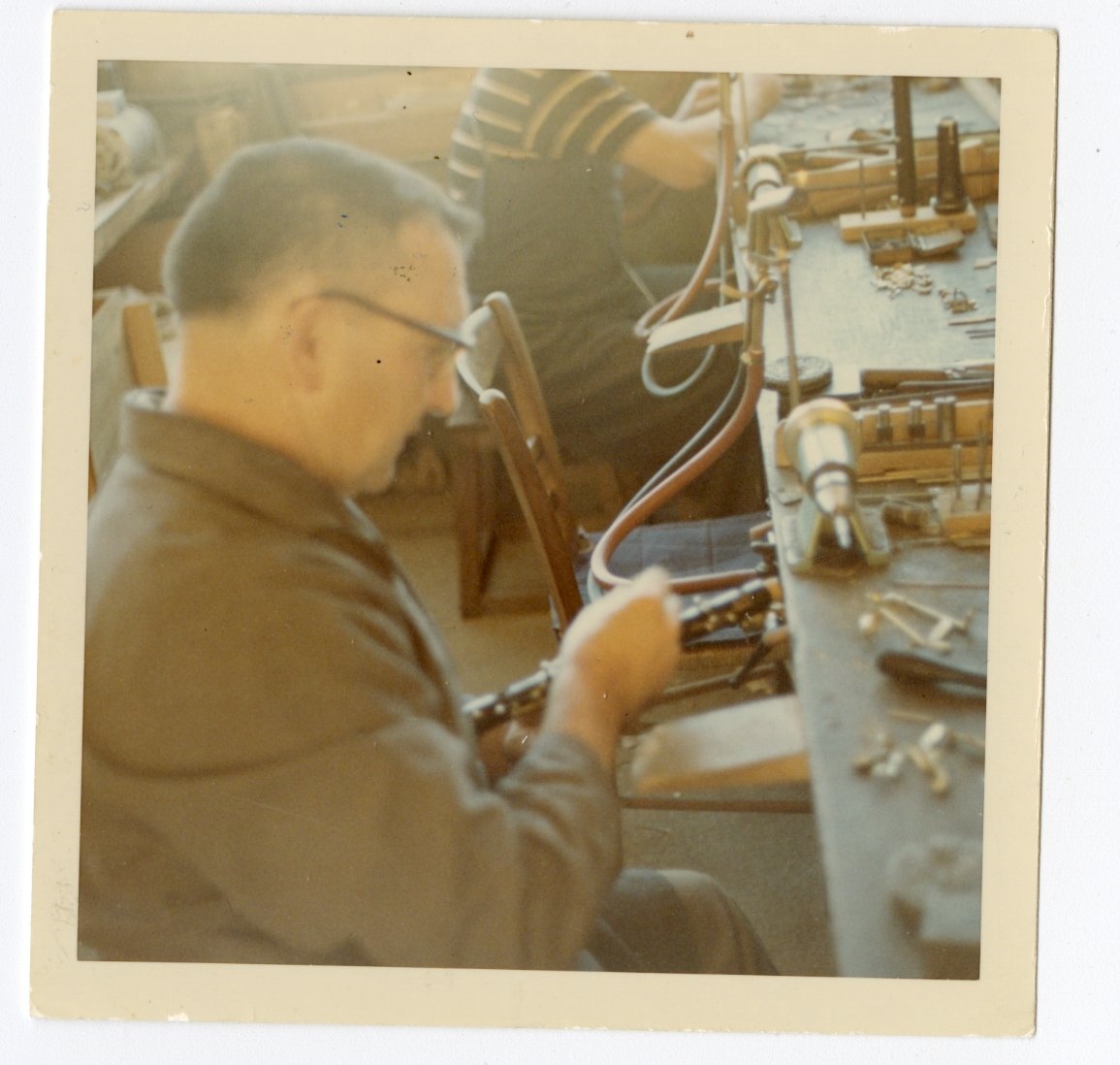 Raymond Confolens à l'usine Leblanc (titre factice), 1969