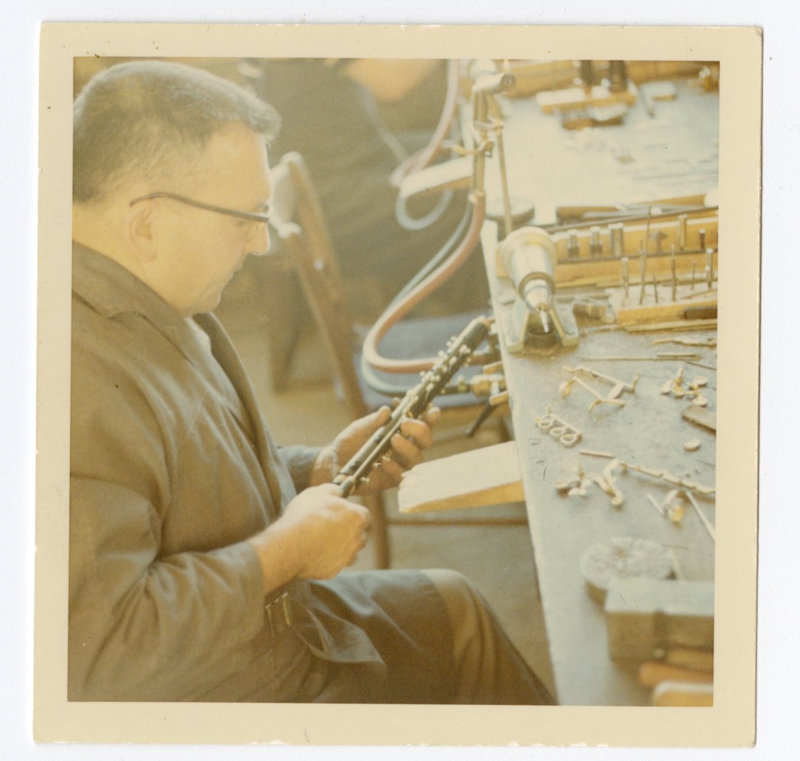 Raymond Confolens à l'usine Leblanc (titre factice)