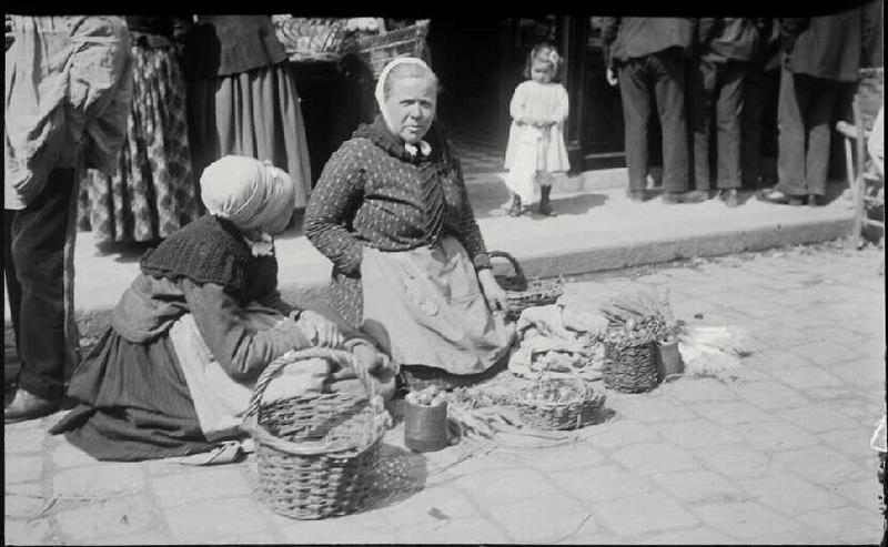 Louviers, rue du Neubourg, le marché_0